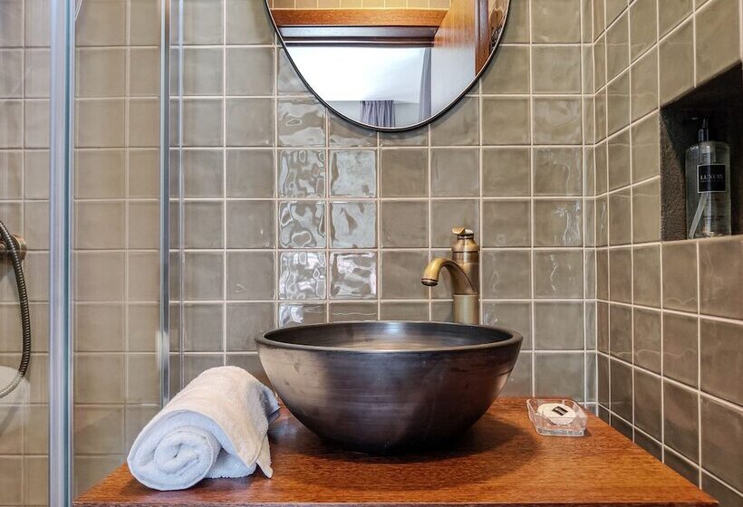 هتل Quinta Dona Iria