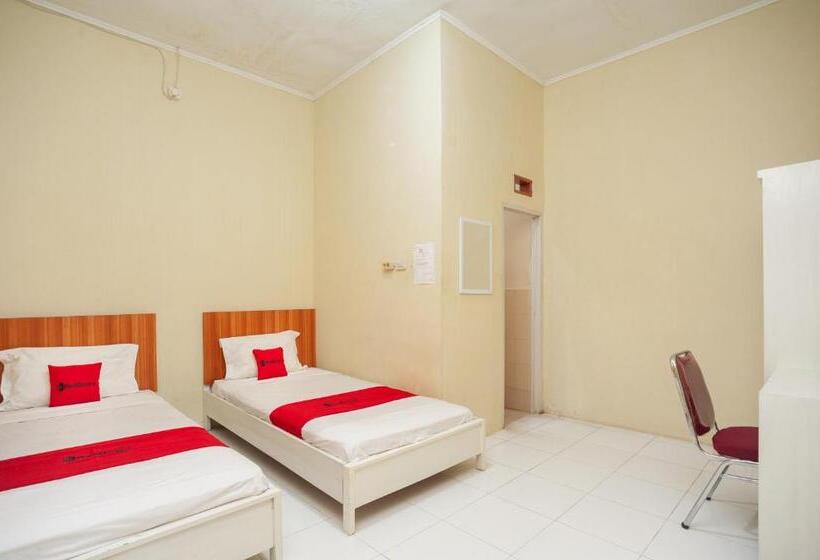 فندق Reddoorz Near Universitas Muhammadiyah Pringsewu