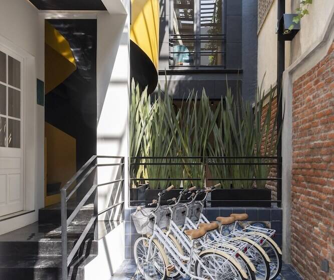 ホテル Roso Guest House