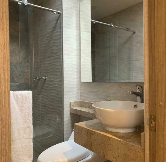 Отель Santuario