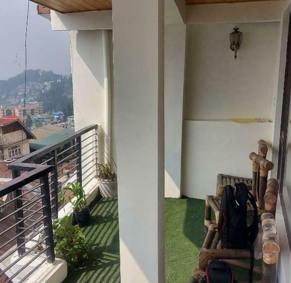 호텔 The Golden Leaf