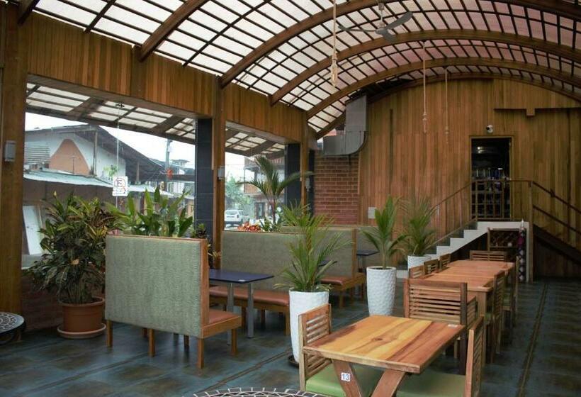 ホテル Zafiro Boutique