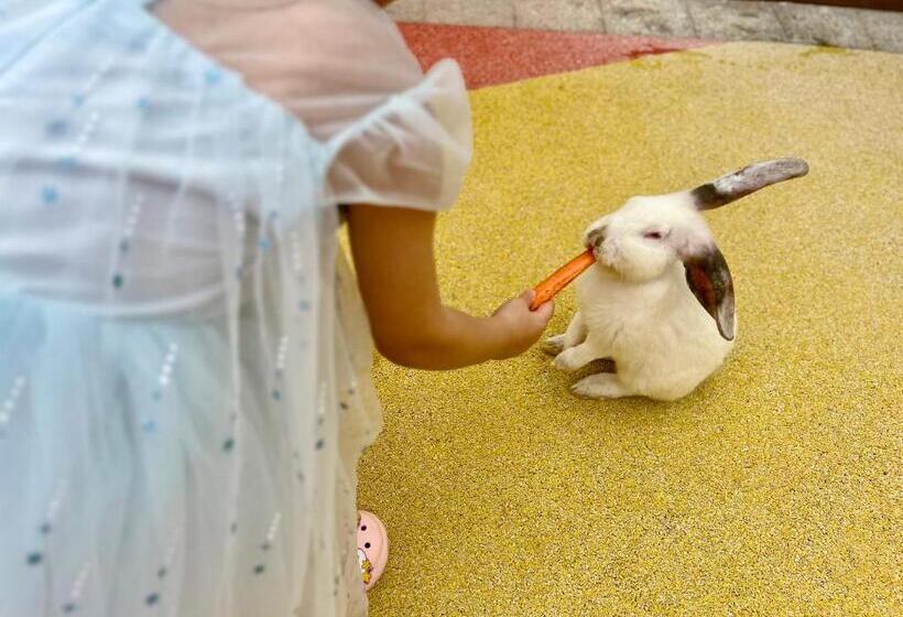 Hyatt Regency Hainan Ocean Paradise Resort