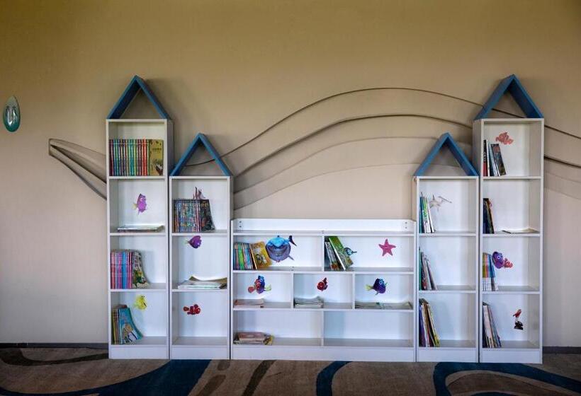 Hyatt Regency Hainan Ocean Paradise Resort