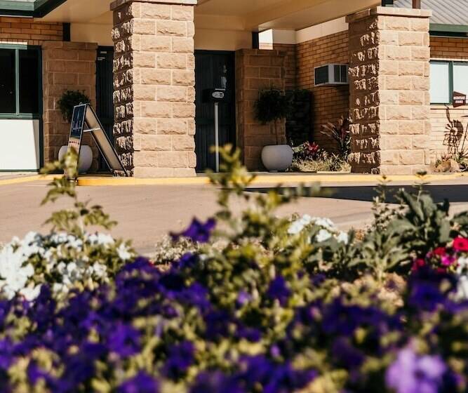 مُتل Oasis Motor Inn Blackall