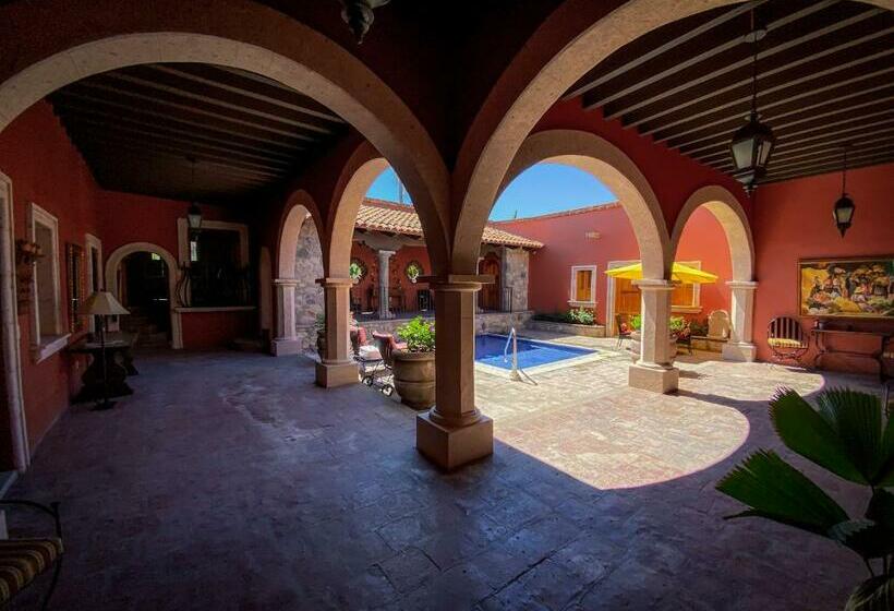 פנסיון Ito álamos