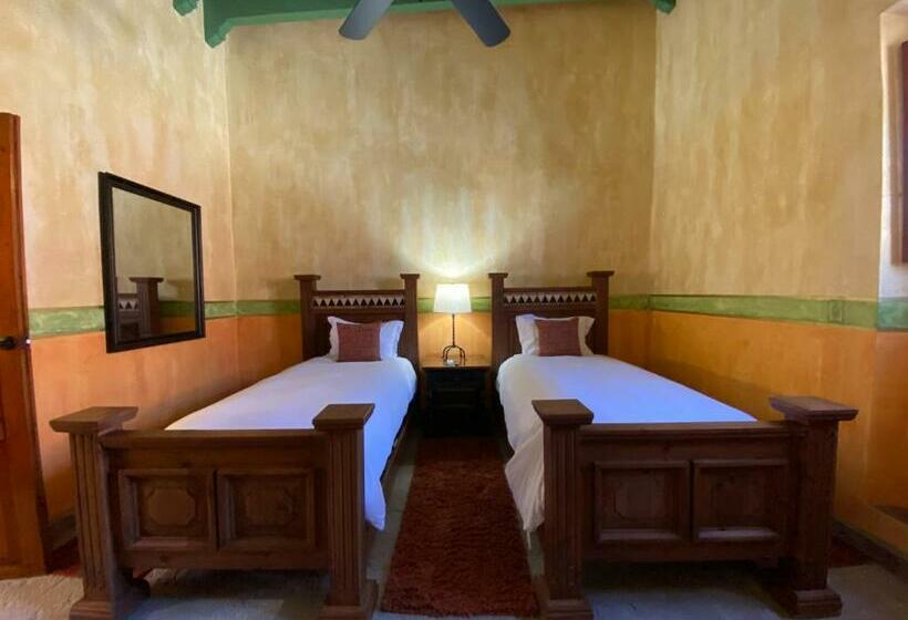 פנסיון Ito álamos