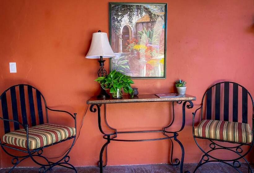 פנסיון Ito álamos