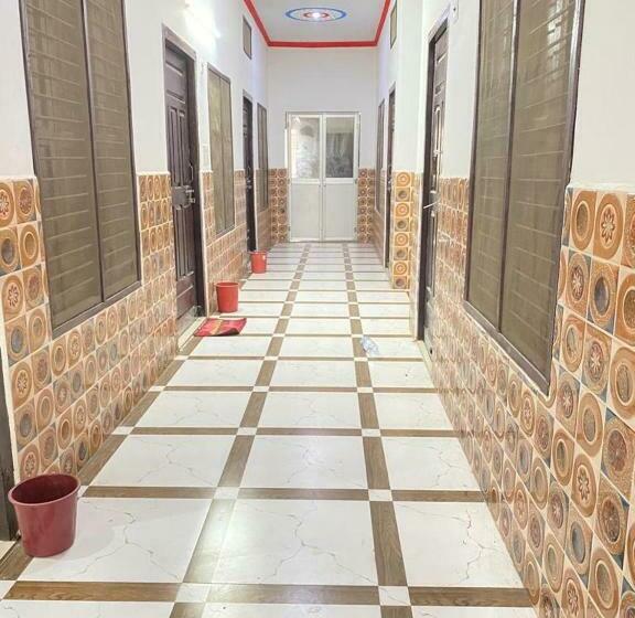 펜션 Jyotish Bhawan