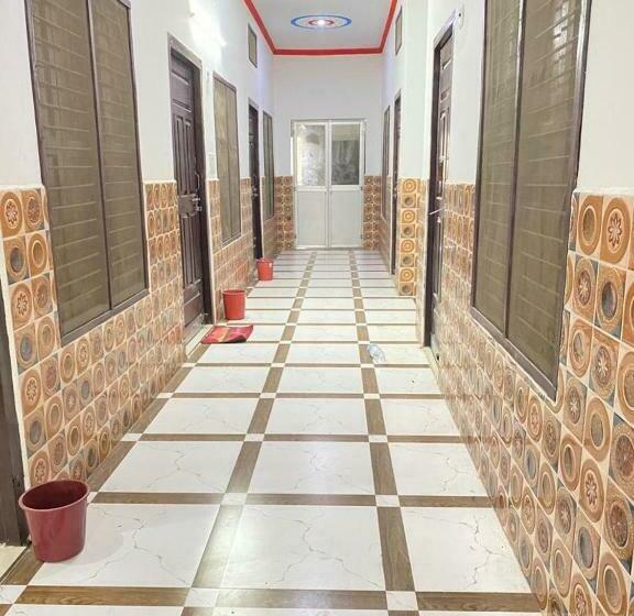 펜션 Jyotish Bhawan