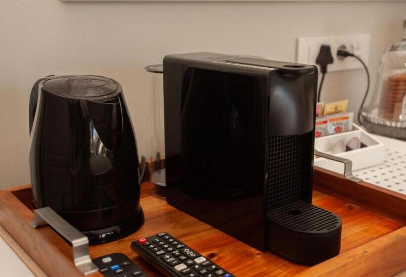 פנסיון No 4 Boutique Beach House