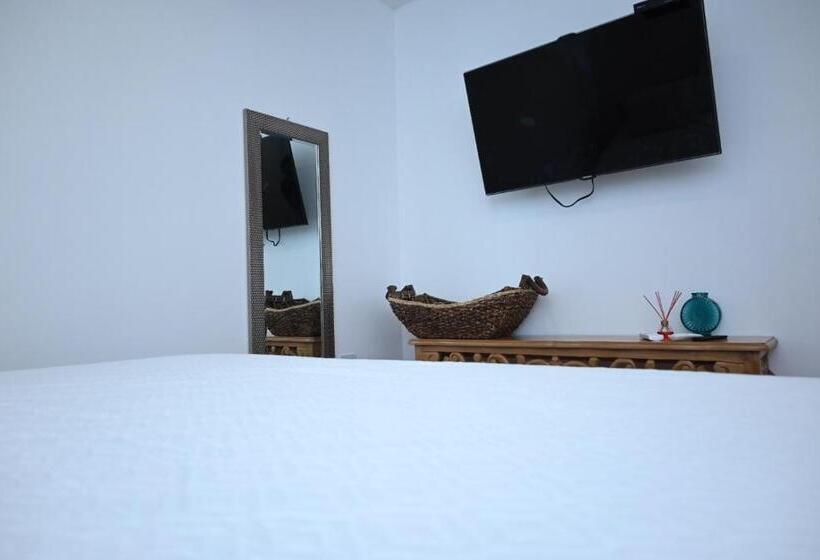 אתר נופש Quinta Del Mar Crystal Beach