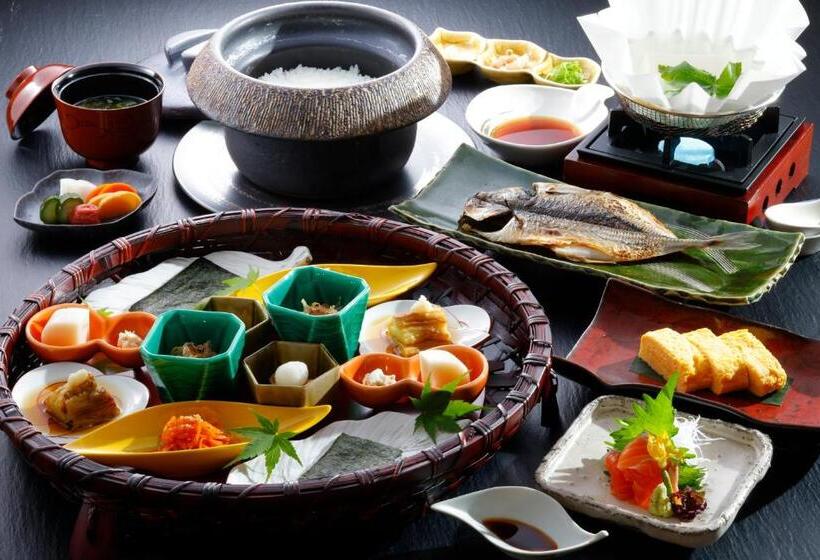 Ryokan 八海 木花館