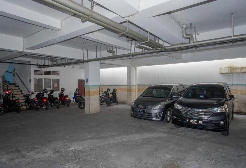 Urbanview Hotel Artama Simpang Lima By Reddoorz