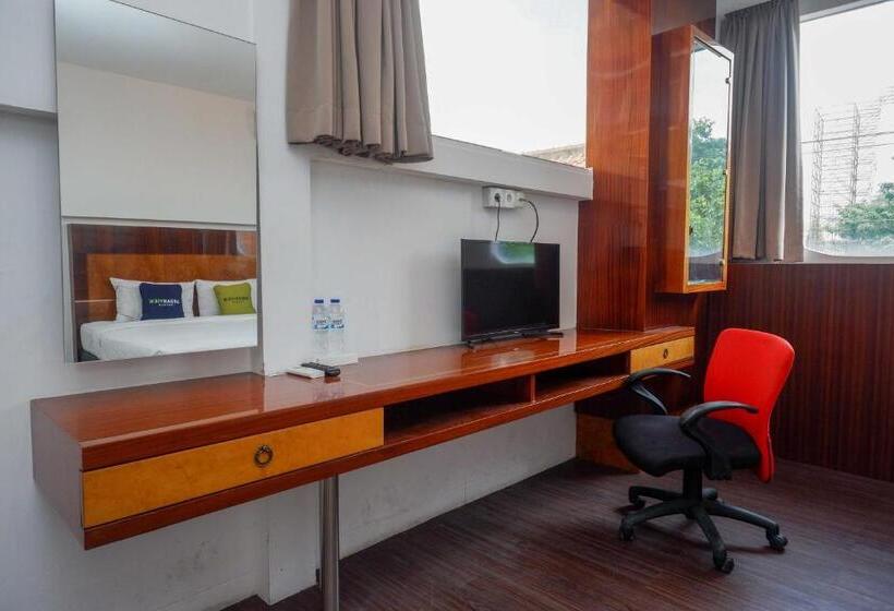 Urbanview Hotel Artama Simpang Lima By Reddoorz