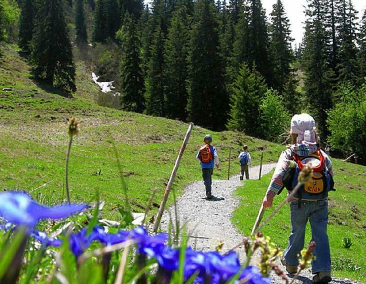 Backpackers Hostel   Das Gemütliche Haus Des Grossvaters   Bergheimat   Ganz Einfach   Ganz Unkompli