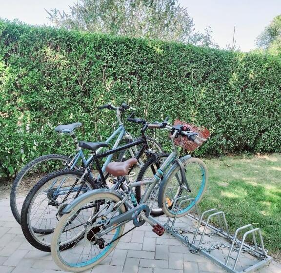 호스텔 L Auberge De L Entre Potes  Bolia