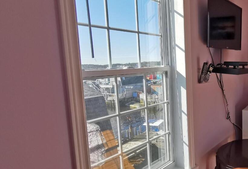 Общежитие The Inn At Fisherman S Cove