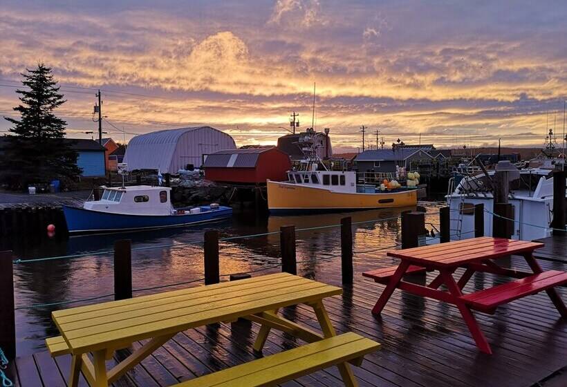 Общежитие The Inn At Fisherman S Cove