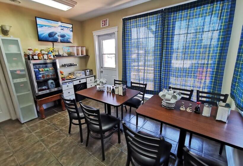 Общежитие The Inn At Fisherman S Cove