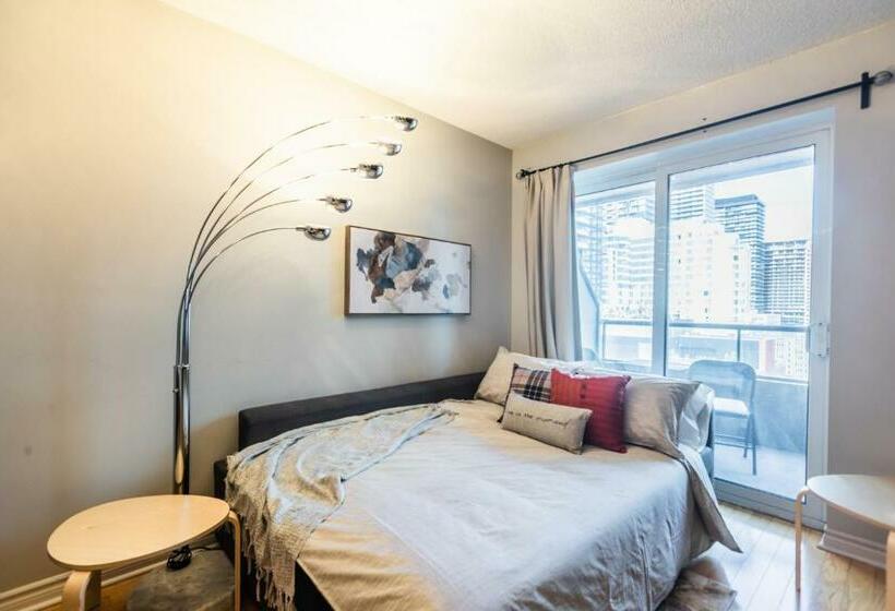 Aoc Suites   Heart Of Downtown Condo