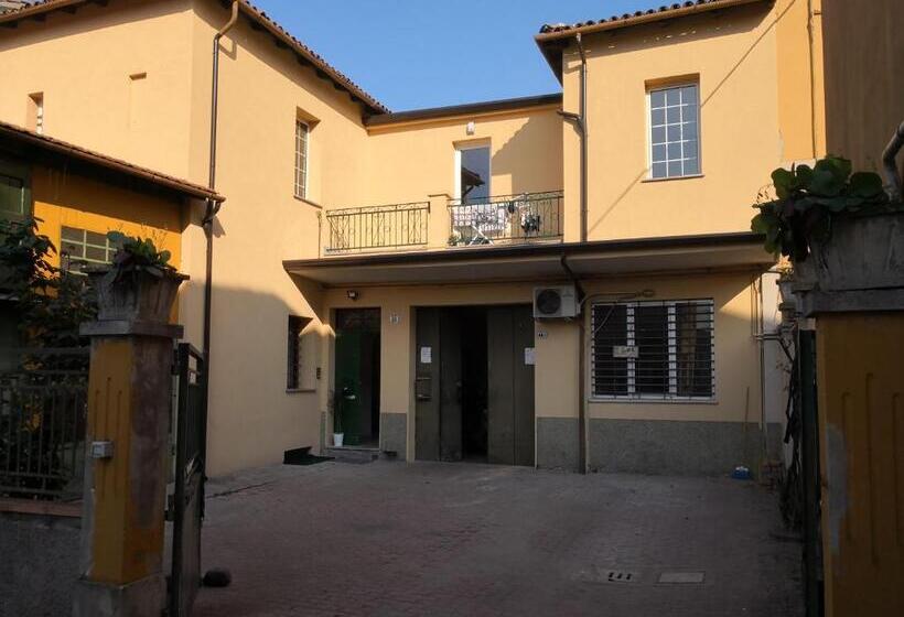 تختخواب و صبحانه Morandi S