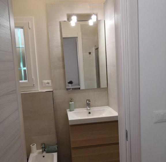 تختخواب و صبحانه Morandi S