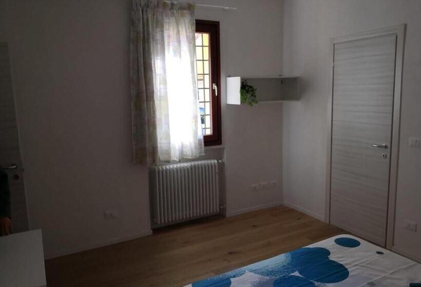 تختخواب و صبحانه Morandi S