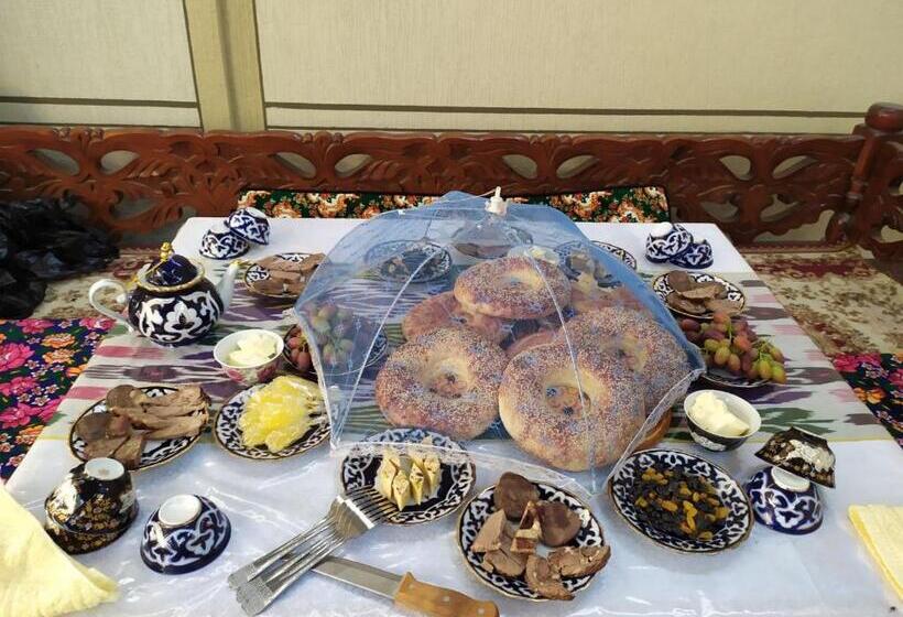 צימר Uvaysiy Family Guest House