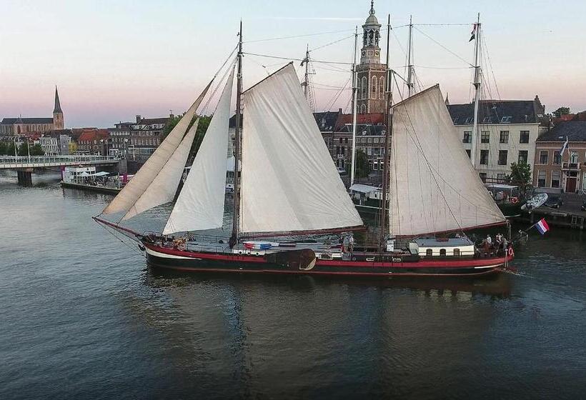 住宿加早餐 Zeilschip De Hester