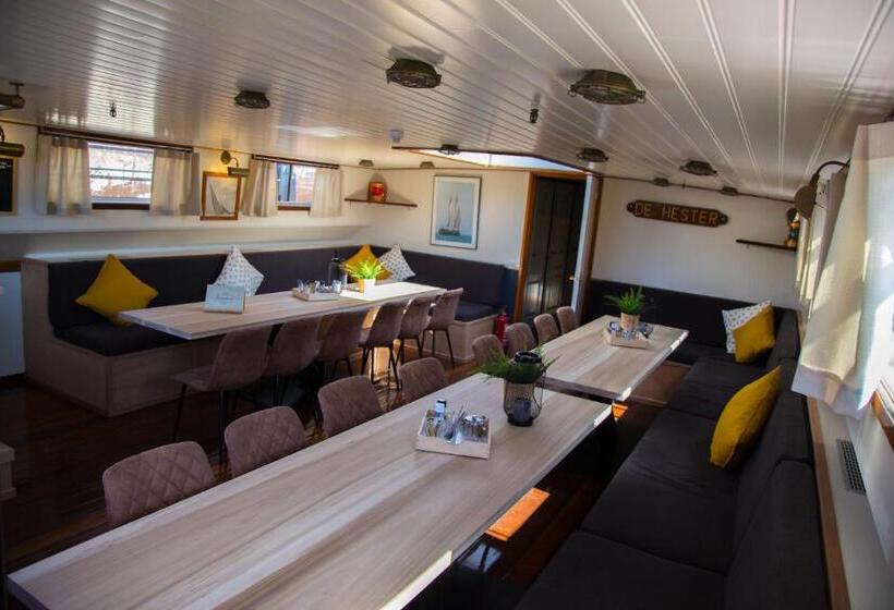 住宿加早餐 Zeilschip De Hester