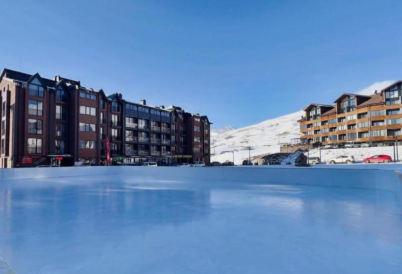 Hostel Gudauri Adventure