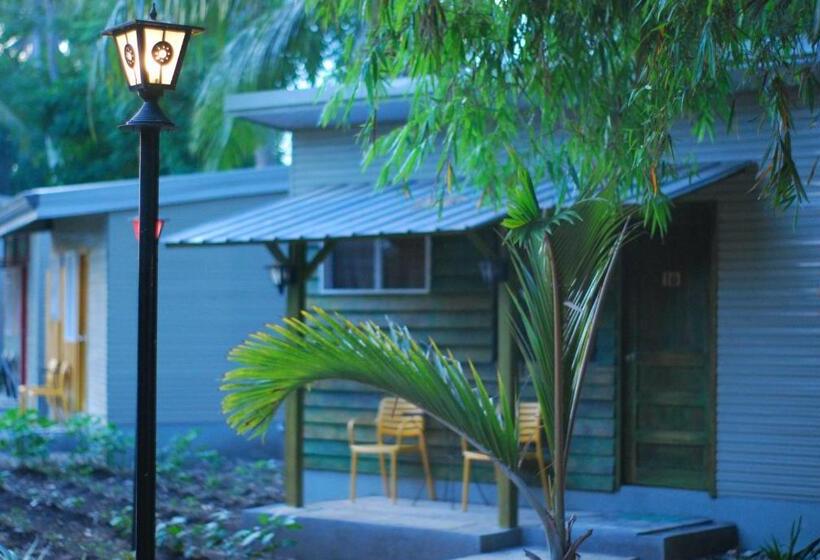 هتل 13 Ways Room Rentals