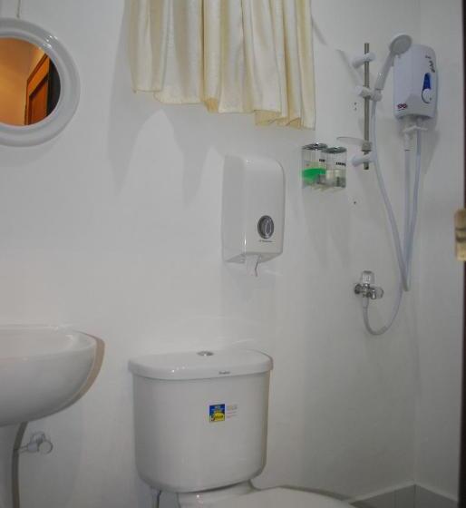 هتل 13 Ways Room Rentals