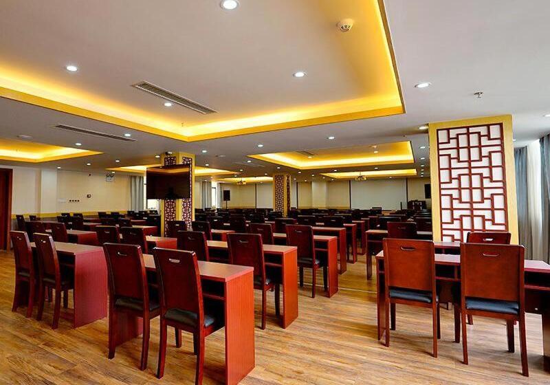 فندق 7days Inn Zhaotong Academy Fada Square Branch