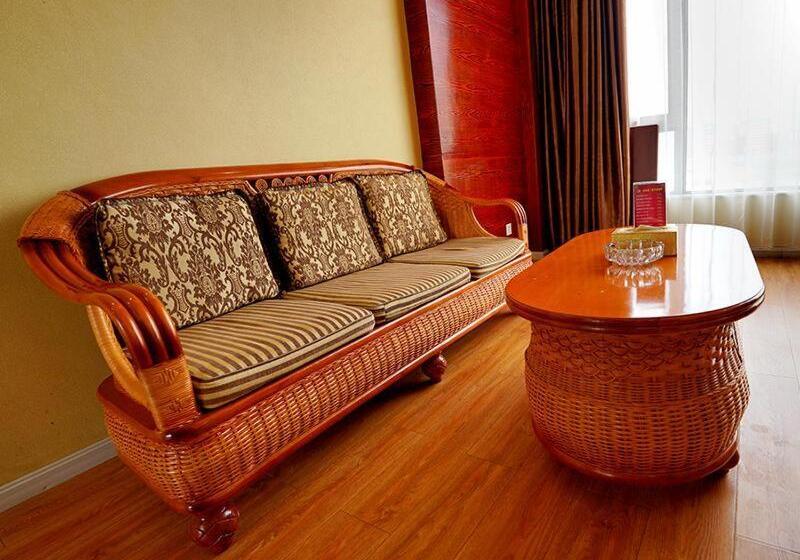 فندق 7days Inn Zhaotong Academy Fada Square Branch