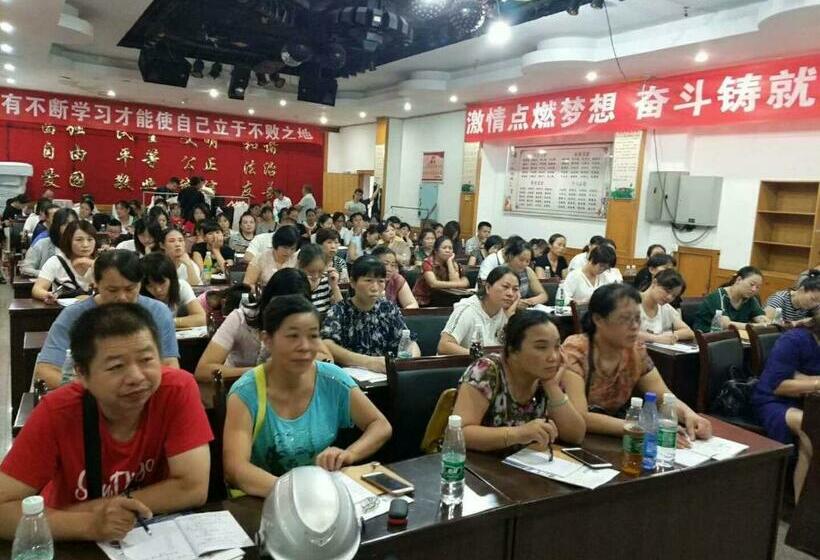 酒店 7days Premium Chenzhou Xinglong Pedestrian Street Branch