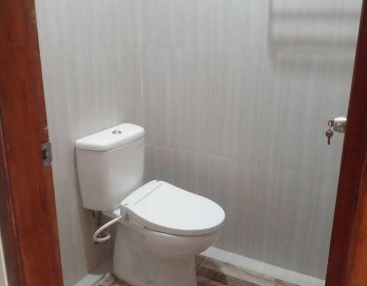 فندق Bali Livin,tayehomestay