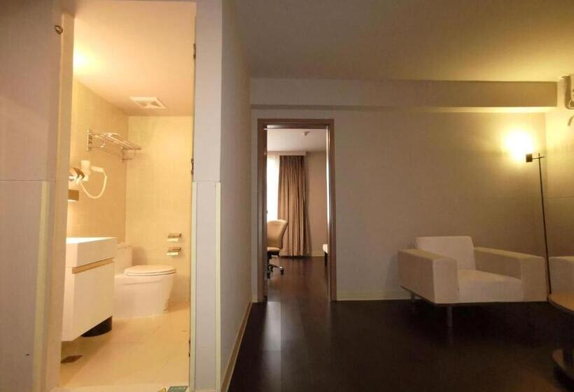 هتل Jinjiang Inn Select Jining Qufu Scenic Spot North Gulou Street