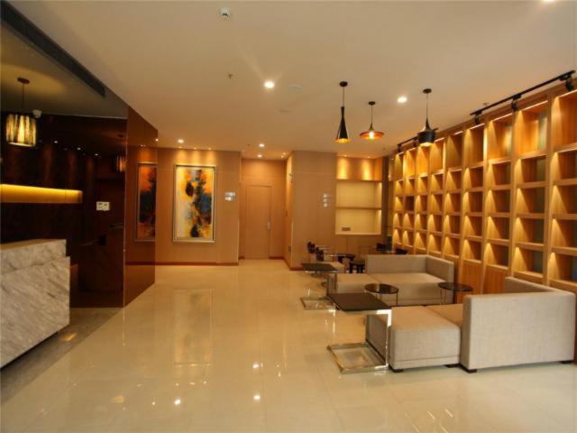 هتل Jinjiang Inn Select Wuxi Nanchang Street Huaqing Bridge Metro Station