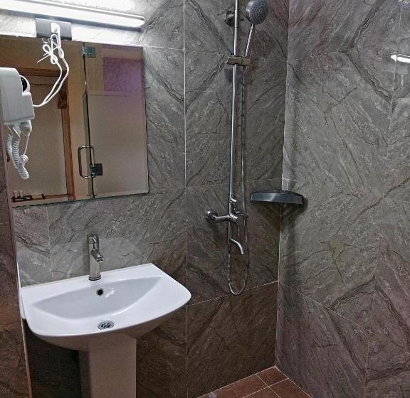 هتل Sempre Premier Inn   Mactan Airport