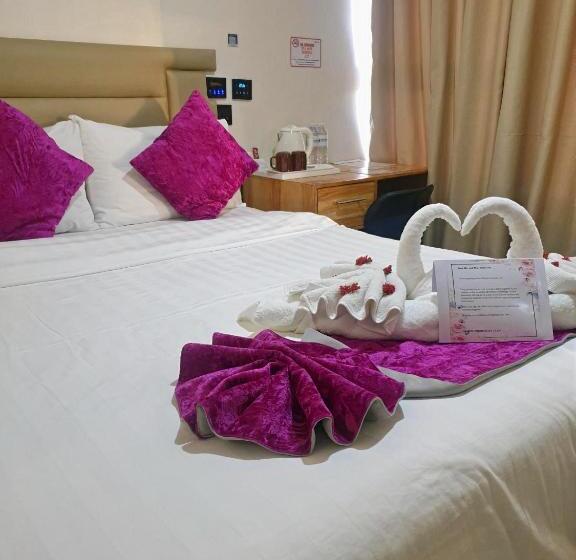 هتل Sempre Premier Inn   Mactan Airport