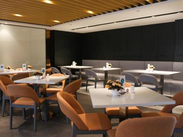 酒店 Shanghai Zhangjiang Financial Information Park Caolu Metro Station