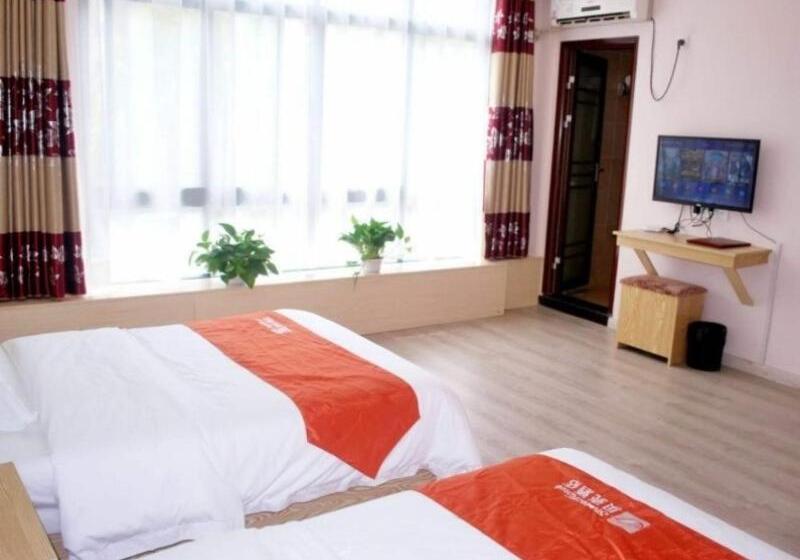 호텔 Shell Huanggang Luotian County Fengcheng Avenue