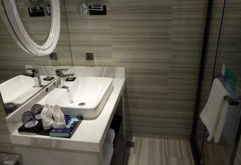 Xana Hotelle Hangzhou Xiaoshan International Airport