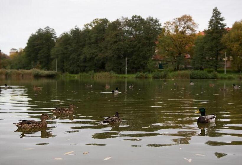 בית מלון כפרי Zámek Poruba
