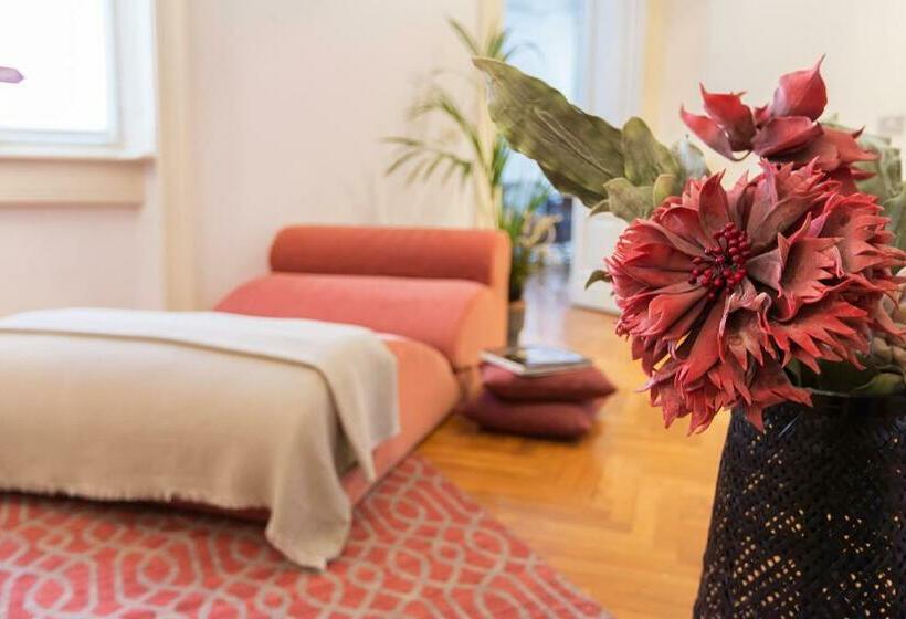 膳宿费 Design Ampio E Luminoso