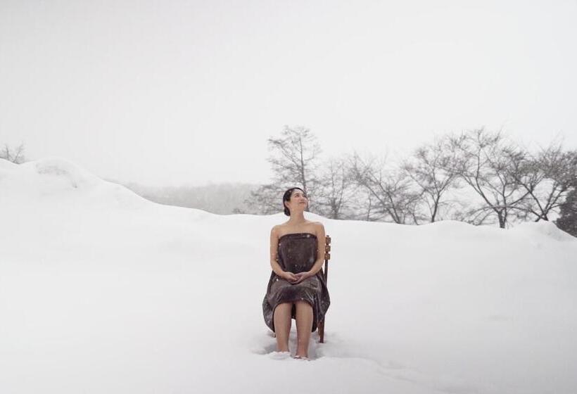 بنسيون Heidi Guest House