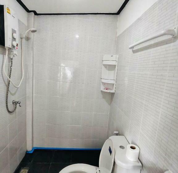 بنسيون Long Beach Simple House