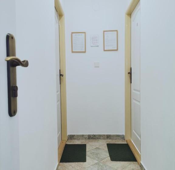 ペンション Penzion Pod Kostelíčkem